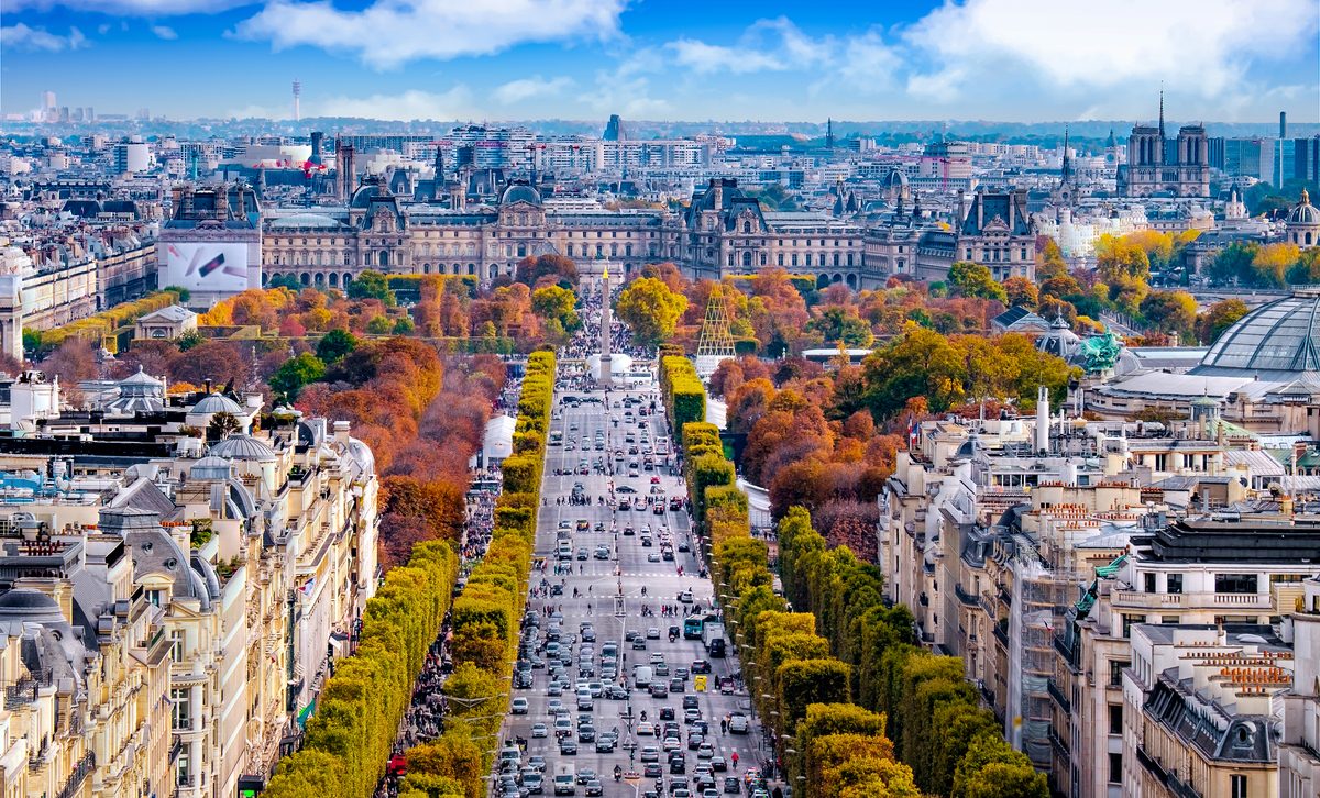 Champs Elysees Paris travel guide